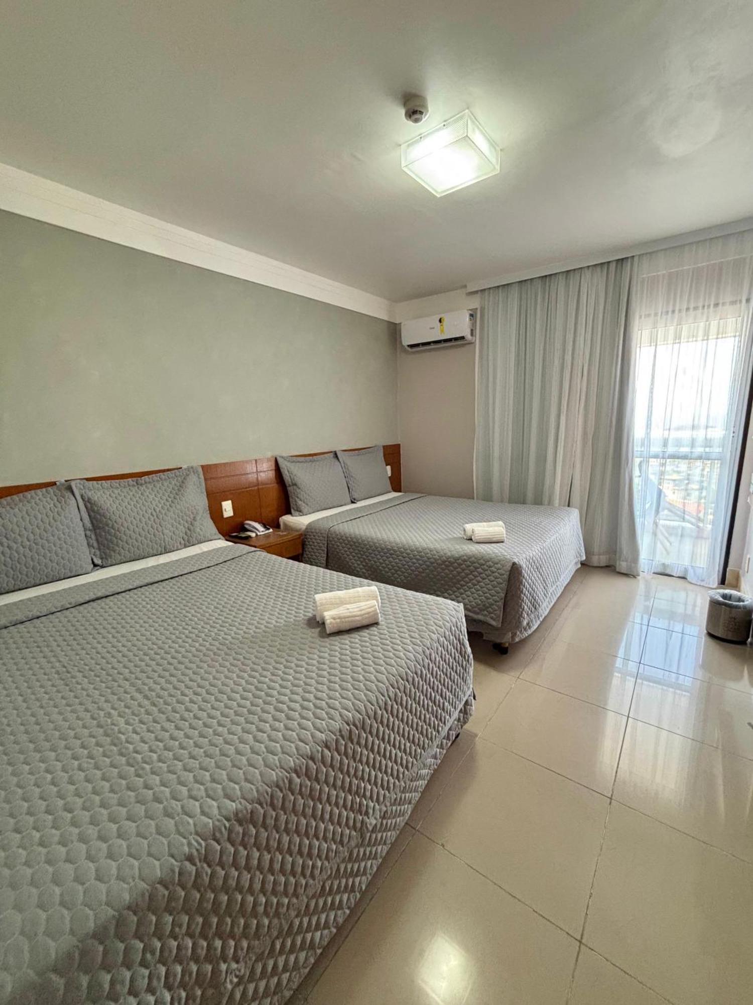 Royal Urban Macaé Hotel Esterno foto